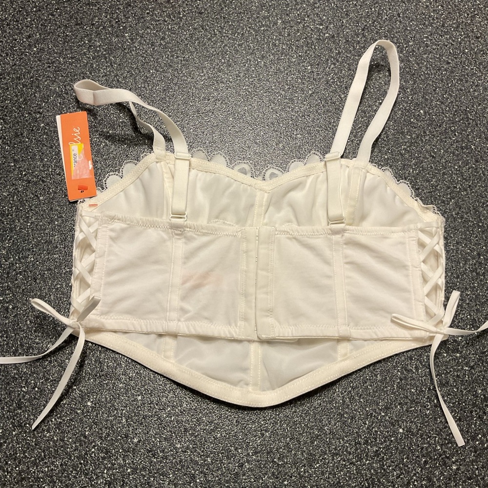 NWT Colsie White Lace Corset Top Size M - Picture 2 of 5